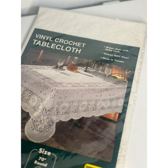 VTG Style White Vinyl Crochet Tablecloth 70" Round Lace Wipe Clean Elegant Decor - Picture 5 of 6